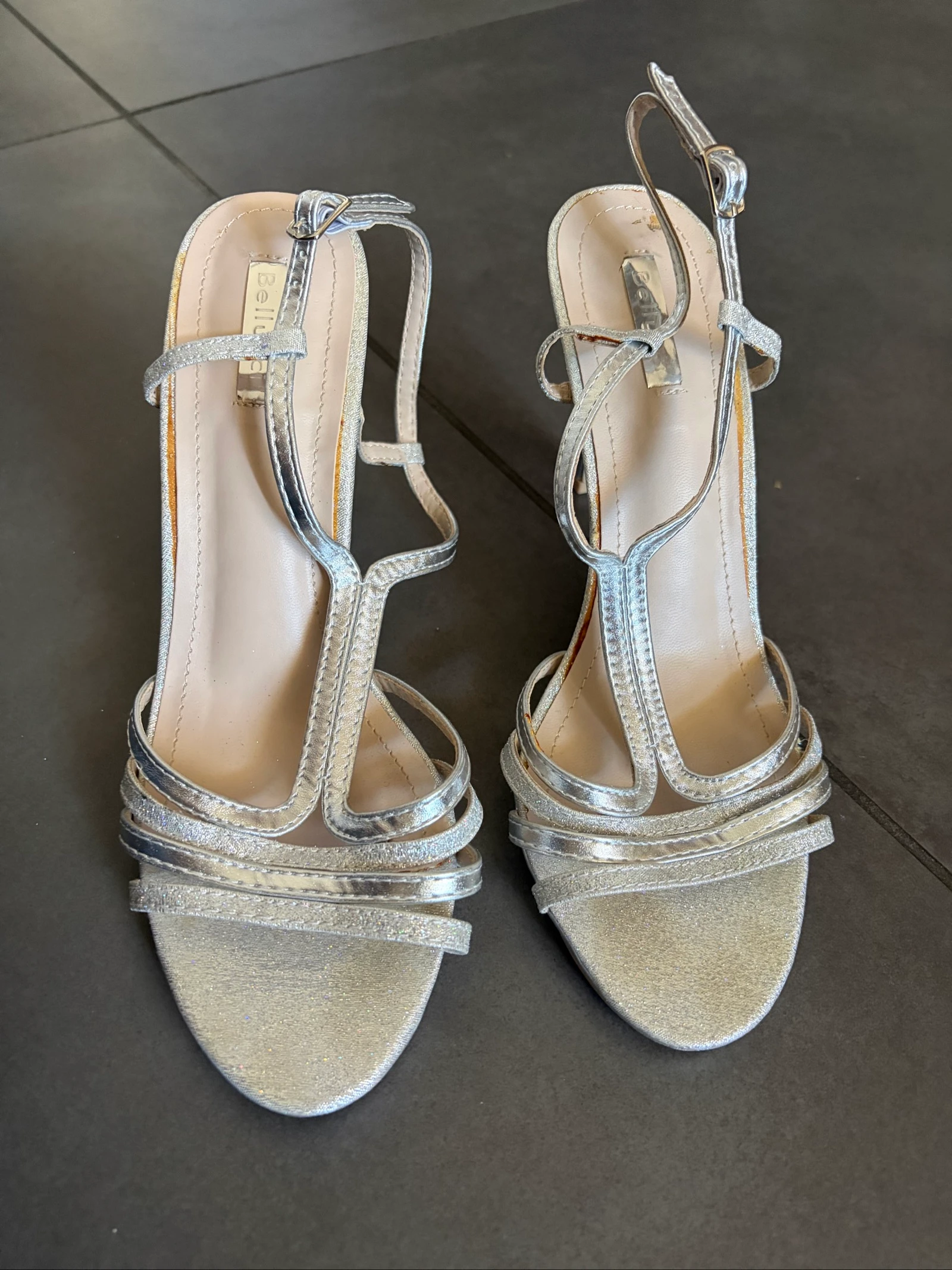 Sandalias de tacón plateadas Bellucci – Talla 39 – photo 2